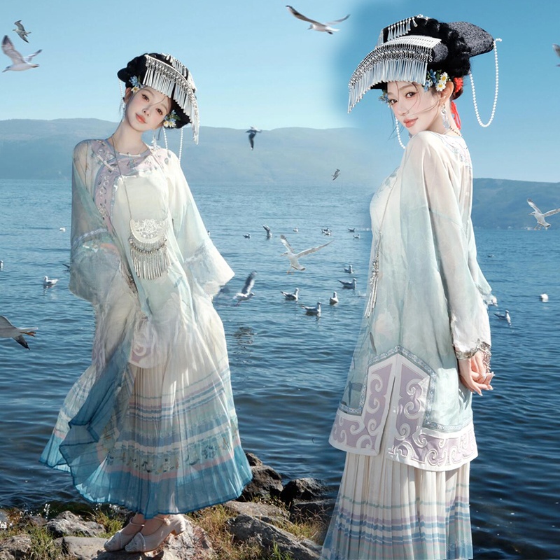 Ethnic Fashion Studio - Vêtements ethniques bleus pour femmes, costumes