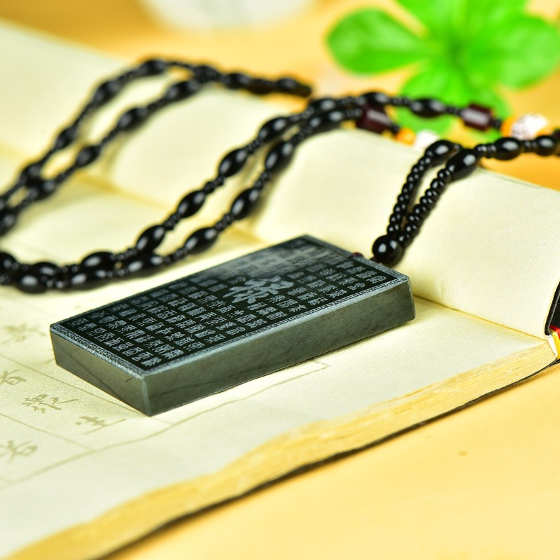 Pendentif de marque Lu en saph - Ethnic Fashion Brand avis et prix