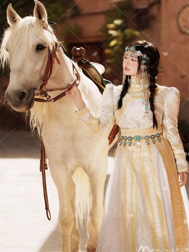 Costume de photographie sur le - Ethnic Fashion Studio avis et prix